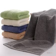 Light Size Towel 70 × 140CM – Practical Bath, Shower, Gym & Everyday Use Towel for Home and Travel
