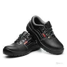 Safety Shoes – Durable Protective Work Shoes for Support & Protection