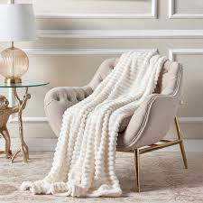 Fleece Velvet Blanket 6x6 – Soft & Warm Bed Blanket for Home, Bedroom & Everyday Comfort